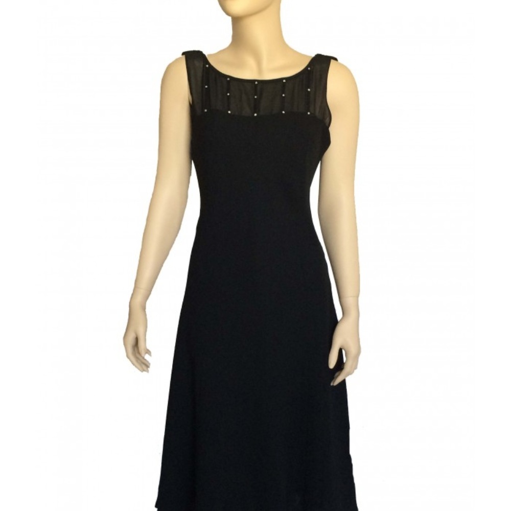 Jones Wear Black Back Drop Dress